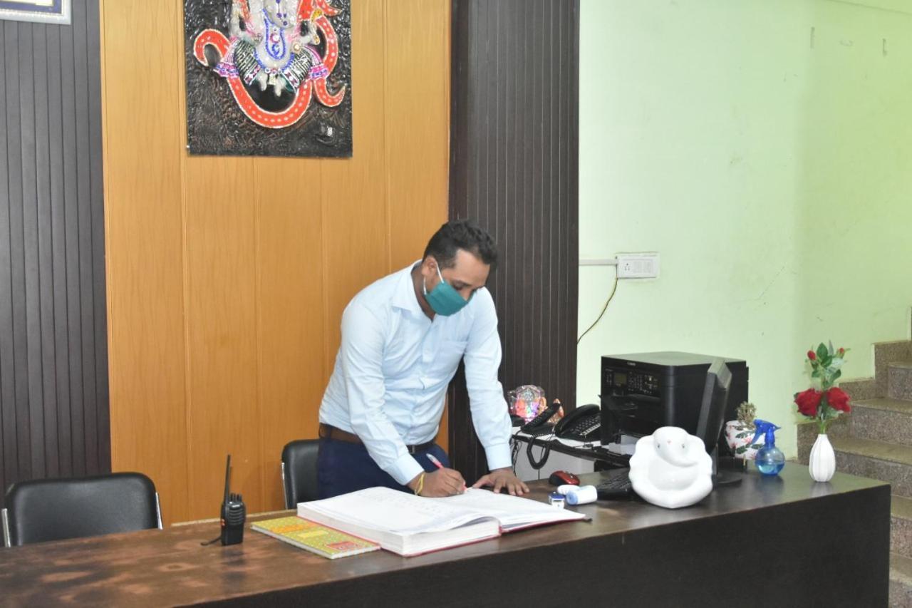 Hotel Yug Residency Varanasi Eksteriør bilde